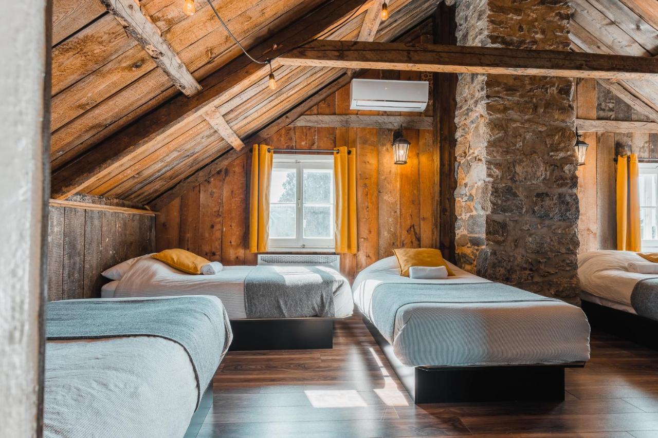 Auberge De L'Ouest Deschambault Bagian luar foto