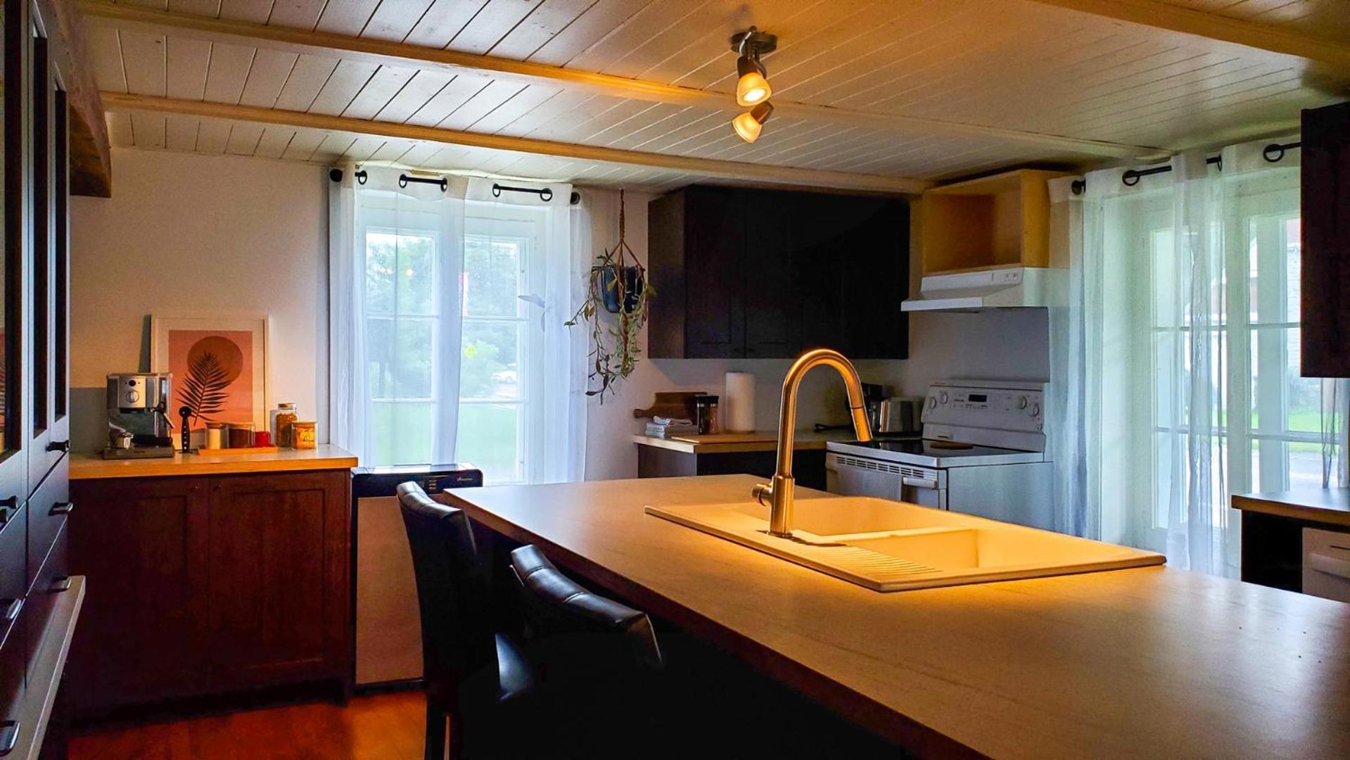 Auberge De L'Ouest Deschambault Bagian luar foto